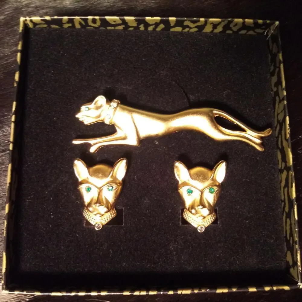 Vintage Signed Jackie Collins Panther Gold Tone Brooch Earrings Jewelry Set